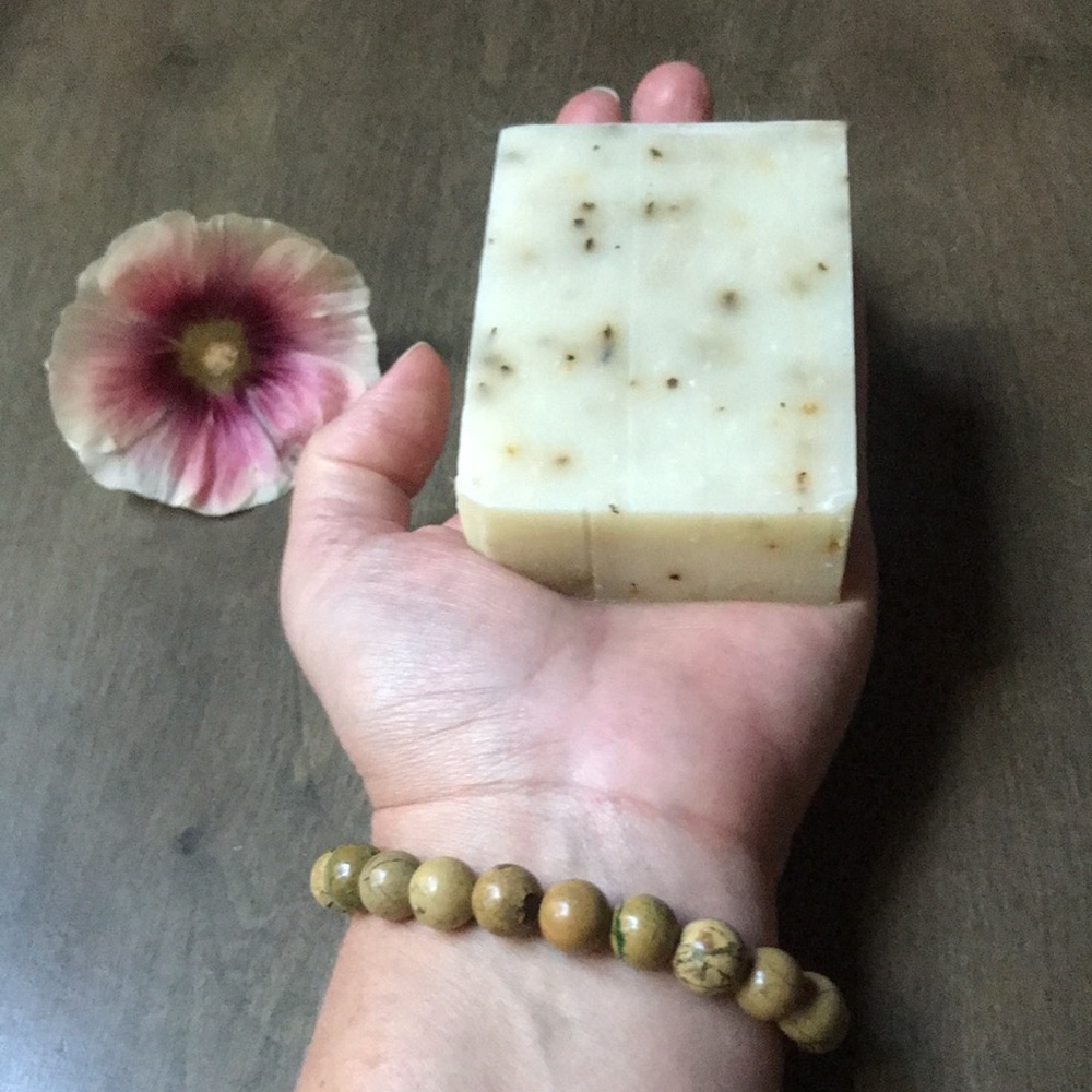 Organic PEPPERMINT CANDY cold press bar soap - Picture 6 of 8